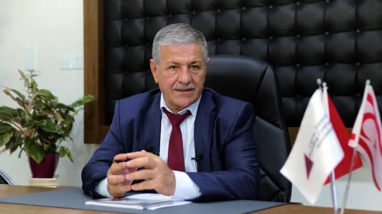 Cafer Gürcafer, 29 Ekim Cumhuriyet Bayramı'nı kutladı