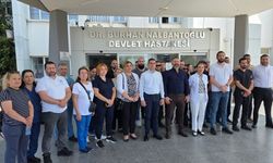 KTHES, Tıp-İş, KTAMS ve KTHEB Dr. Burhan Nalbantoğlu Devlet Hastanesi önünde açıklama yaptı