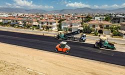 Gönyeli Özker Özgür Caddesi’nde asfaltlama