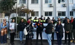 KTOEÖS, Maliye Bakanlığı önünde eylem yaptı: Hukuk tanımaz anlayışa karşı direnmeye devam edeceğiz