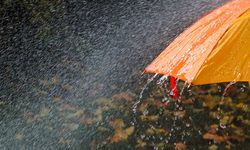 Yarın, salı ve çarşamba sağanak bekleniyor; sıcaklık 15-18 derece dolaylarında olacak, hafta sonu fırtına bekleniyor