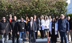 KTAMS, Gazimağusa Devlet Hastanesi Laboratuvarı’nda bir günlük uyarı grevi yaptı