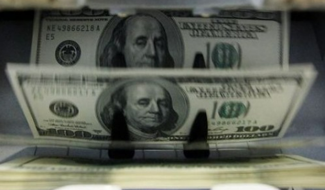 Dolar rekor tazeledi