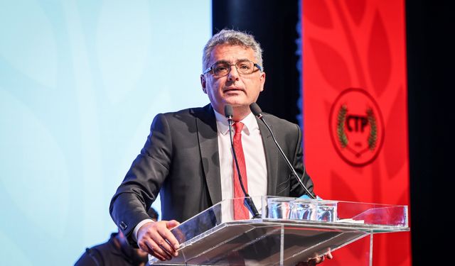 Erhürman: Anlatacak başarı hikayesi olmayanlar, kelime oyunu yapıyor  “Küçük kelime oyunlarıyla uğraşacak değilim; derdi