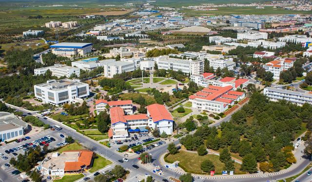 DAÜ-SEN: Bakanlık pazarlıklarıyla idari ve akademik yönetici pozisyonlarının şişkinliği devam ediyor