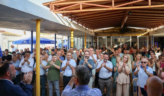 Erhürman Bostancı’da halkla buluştu