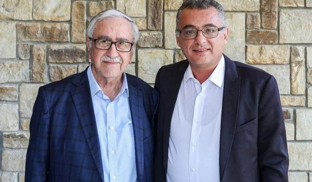 Akıncı'dan Erhürman'a açık destek