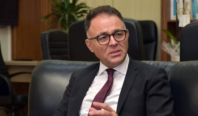 YSK Başkanı Özerdağ oyunu kullandı