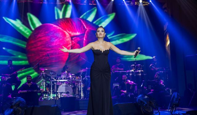 Derya Bedavacı, Grand Sapphire Resort & Casino’da Unutulmaz Bir Geceye İmza Attı