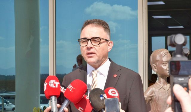 Özerdağ, seçmenleri oy kullanarak vatandaşlık ve anayasal görevlerini yerine getirmeye çağırdı