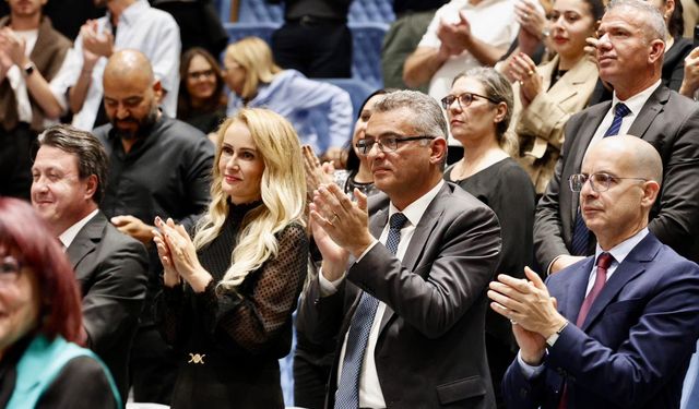 Cumhurbaşkanı Tufan Erhürman ve eşi Nilden Bektaş Erhürman, KKTC Cumhurbaşkanlığı Senfoni Orkestrası'nın sezon açılış ko