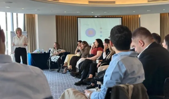 Gençlik Teknik Komitesi'nin Ürdün çalıştayında ambargolar ve karma evlilikler gündeme geldi