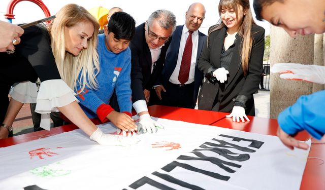 Cumhurbaşkanı Tufan Erhürman Lefkoşa Özel Eğitim ve İş Eğitim Okulu öğrencileriyle bir araya geldi