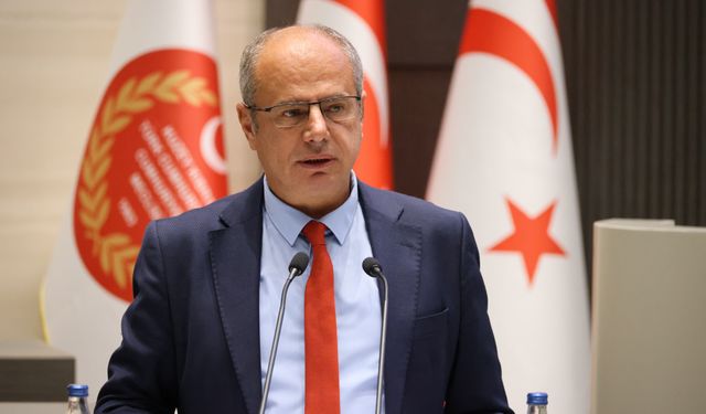 Özuslu: Siyasette sorumluluk üstlenmeyi yeniden hatırlamalıyız