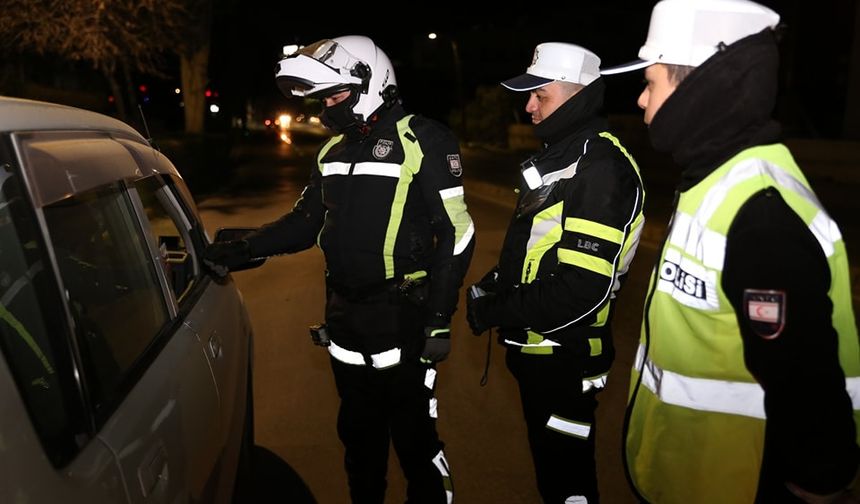 1583 araç sürücüsü kontrol edildi: 333 yasal işlem