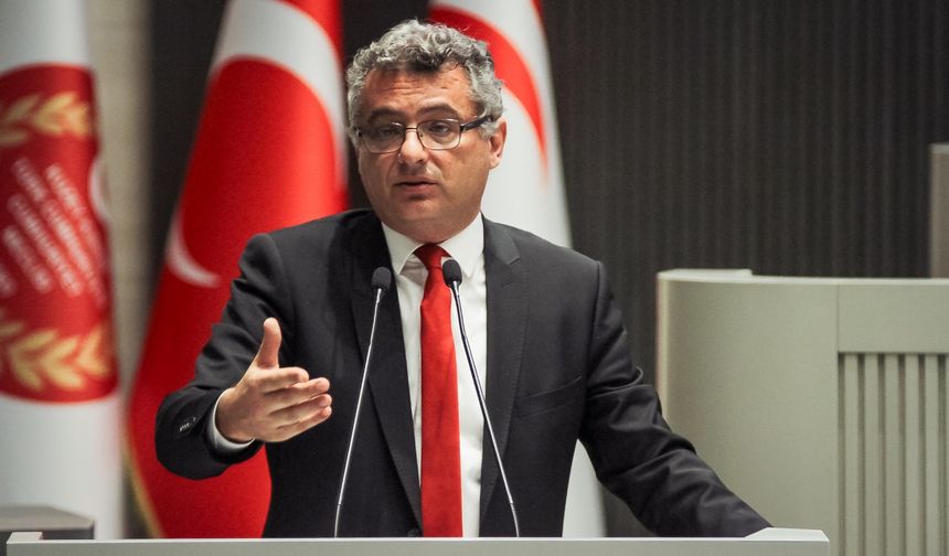 Erhürman: Toplayın pılınızı pırtınızı, gidin!