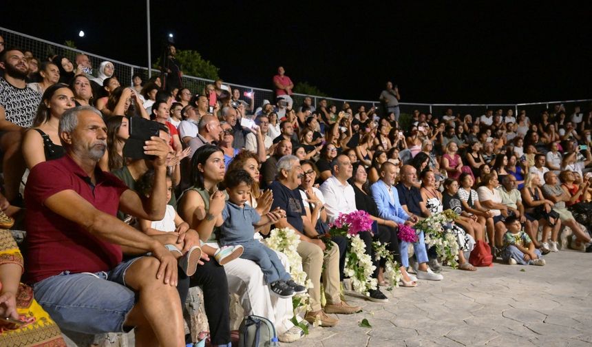15.Uluslararası Lefkoşa Halk Dansları Festivali sona erdi