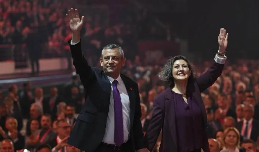 Özgür Özel yeniden genel başkan seçildi: Bu kurultay partimizin muhalefetteki son kurultayıdır