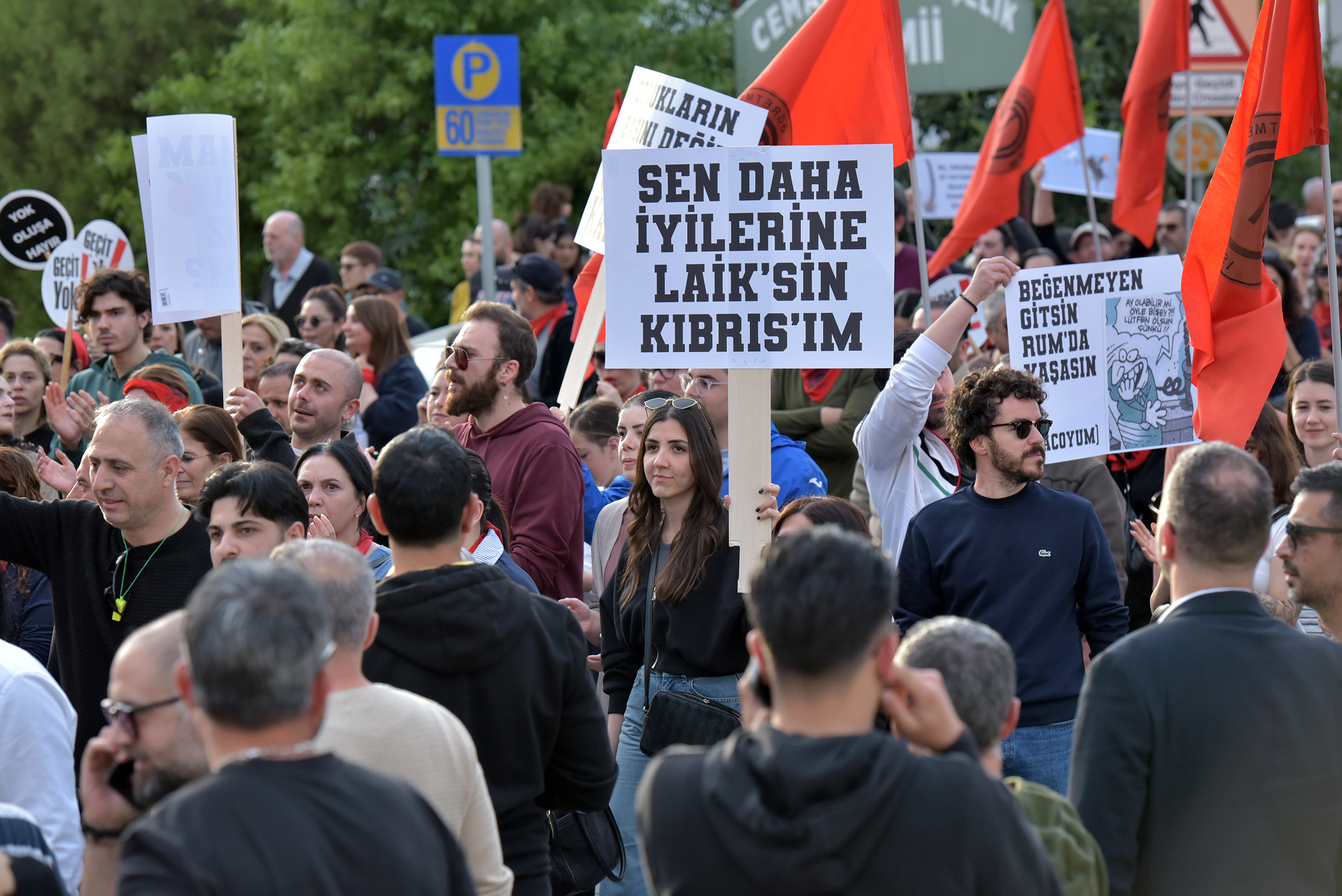 1744137115045Öğretmen Sendikaları Miting Düzenledi 10 So