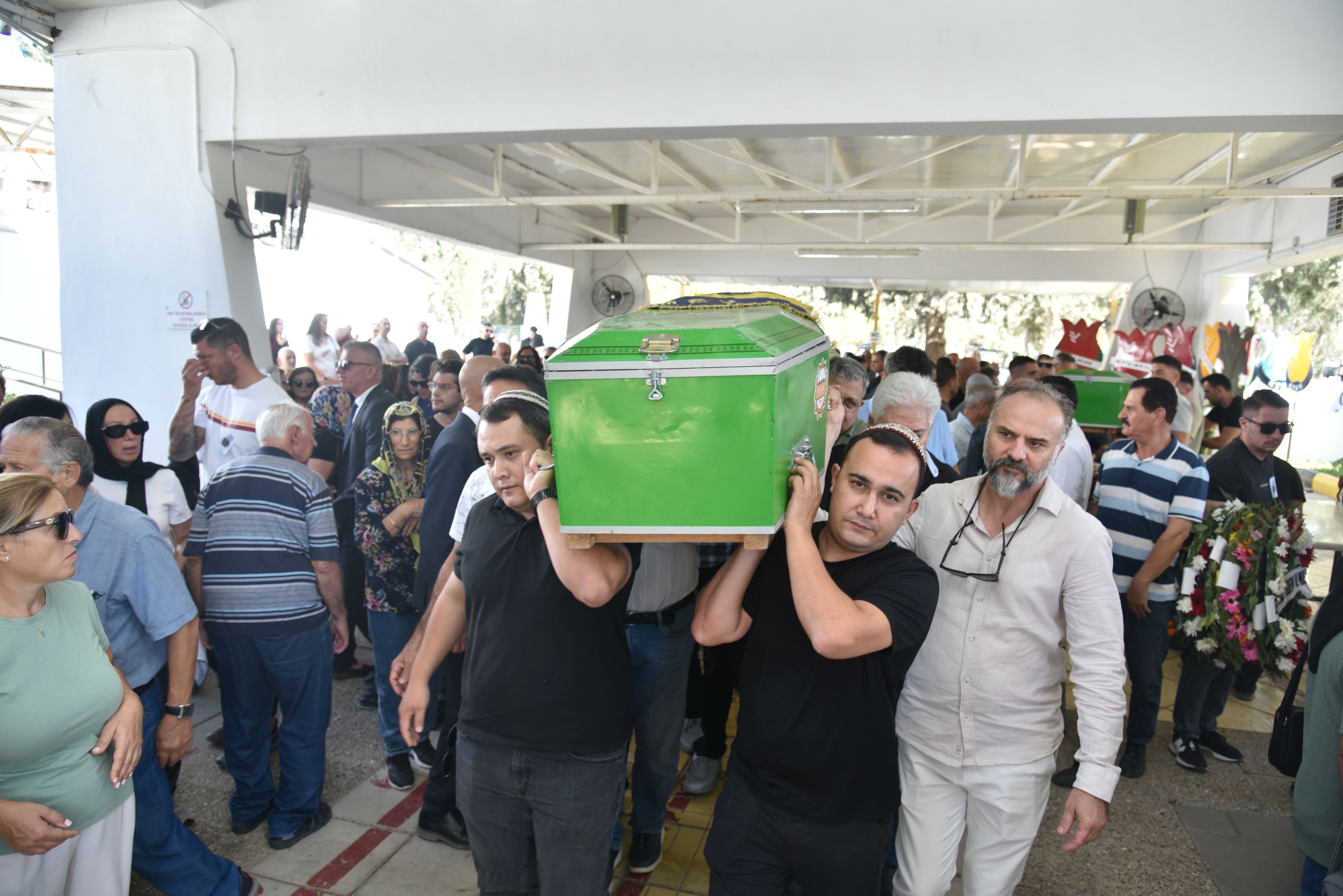 1761562654551İslamoğlu Cenaze Ti̇m (3)